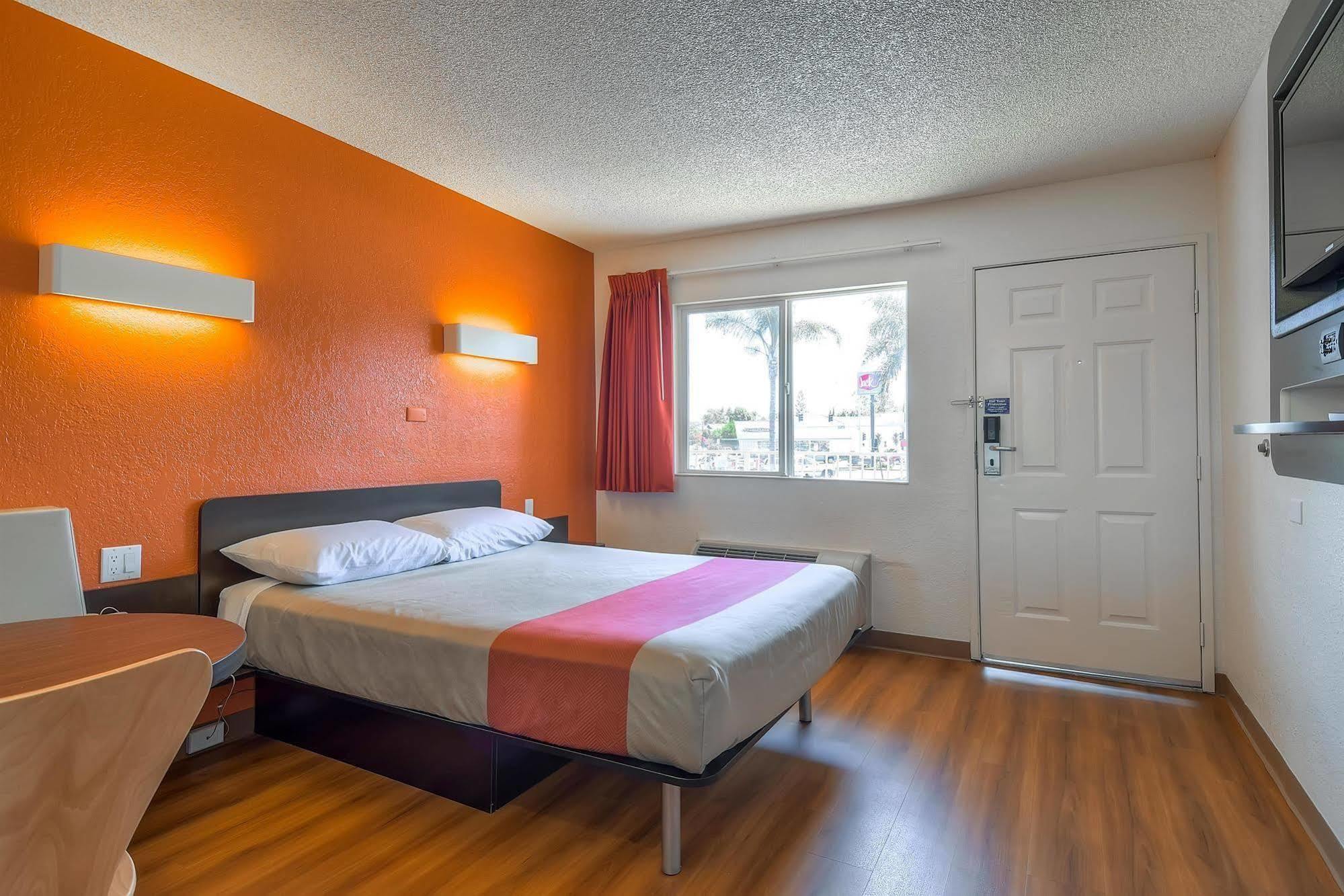 Motel 6-Long Beach, Ca - Los Angeles Kültér fotó